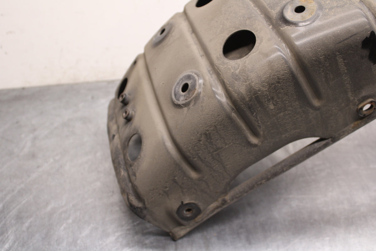 04 SUZUKI INTRUDER 800 REAR BACK FENDER SUPPORT FRAME SUBFRAME BB758