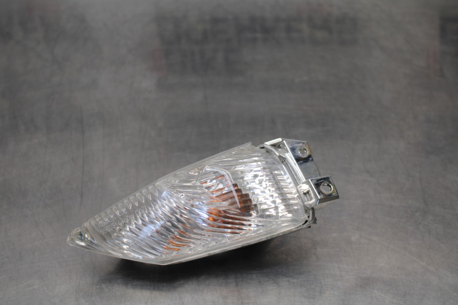 11-22 SUZUKI GSXR 600  RIGHT REAR BACK TURN SIGNAL LIGHT INDICATOR BB193