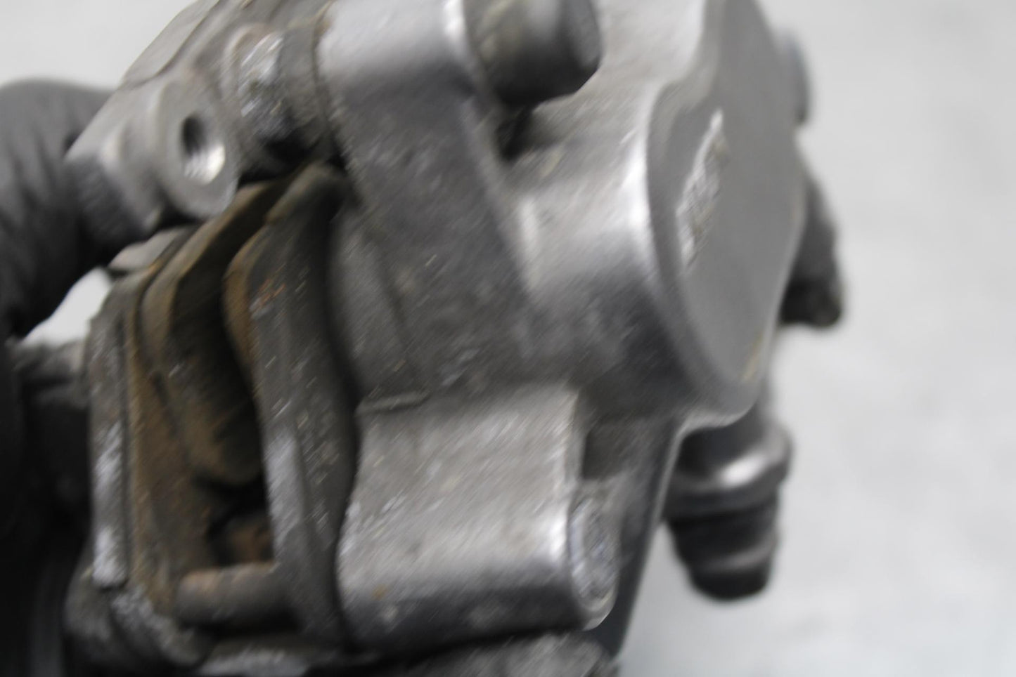 01-02 HONDA SHADOW SPIRIT 750  FRONT BRAKE CALIPER BB632