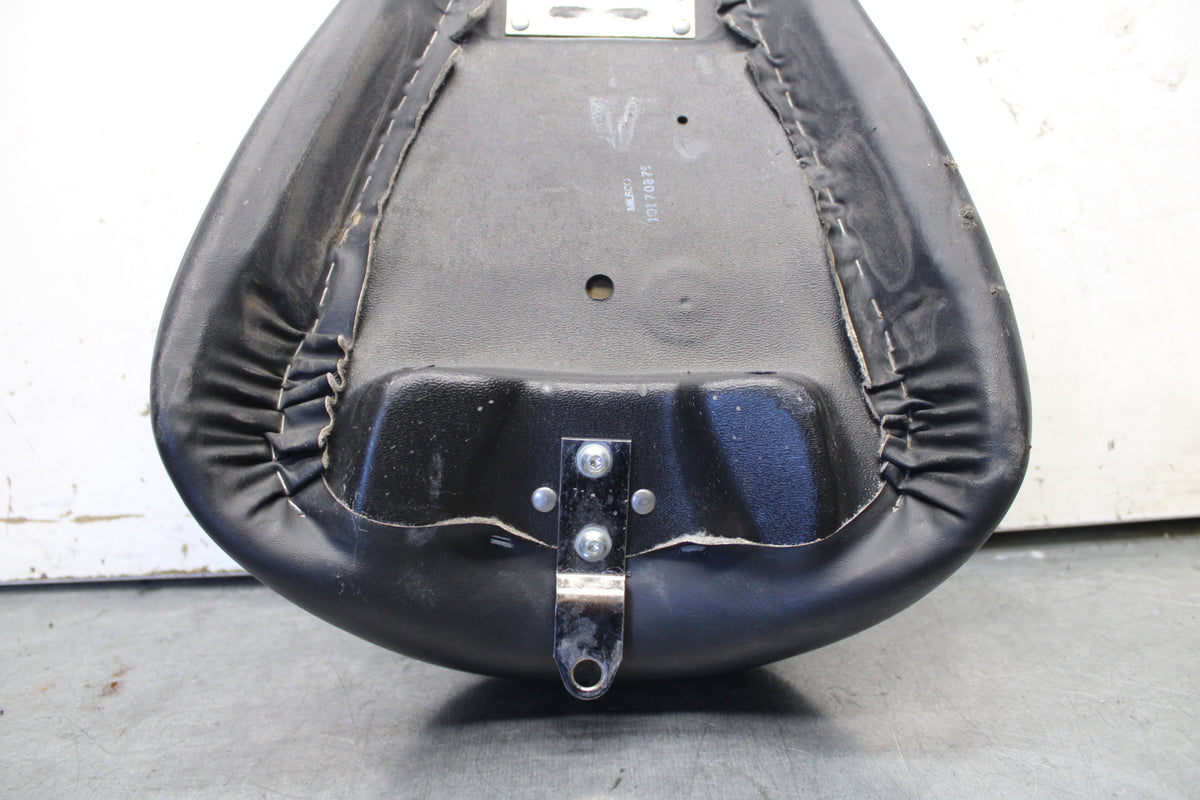 04-16 HARLEY-DAVIDSON SPORTSTER 883 FRONT DRIVERS SEAT BB680