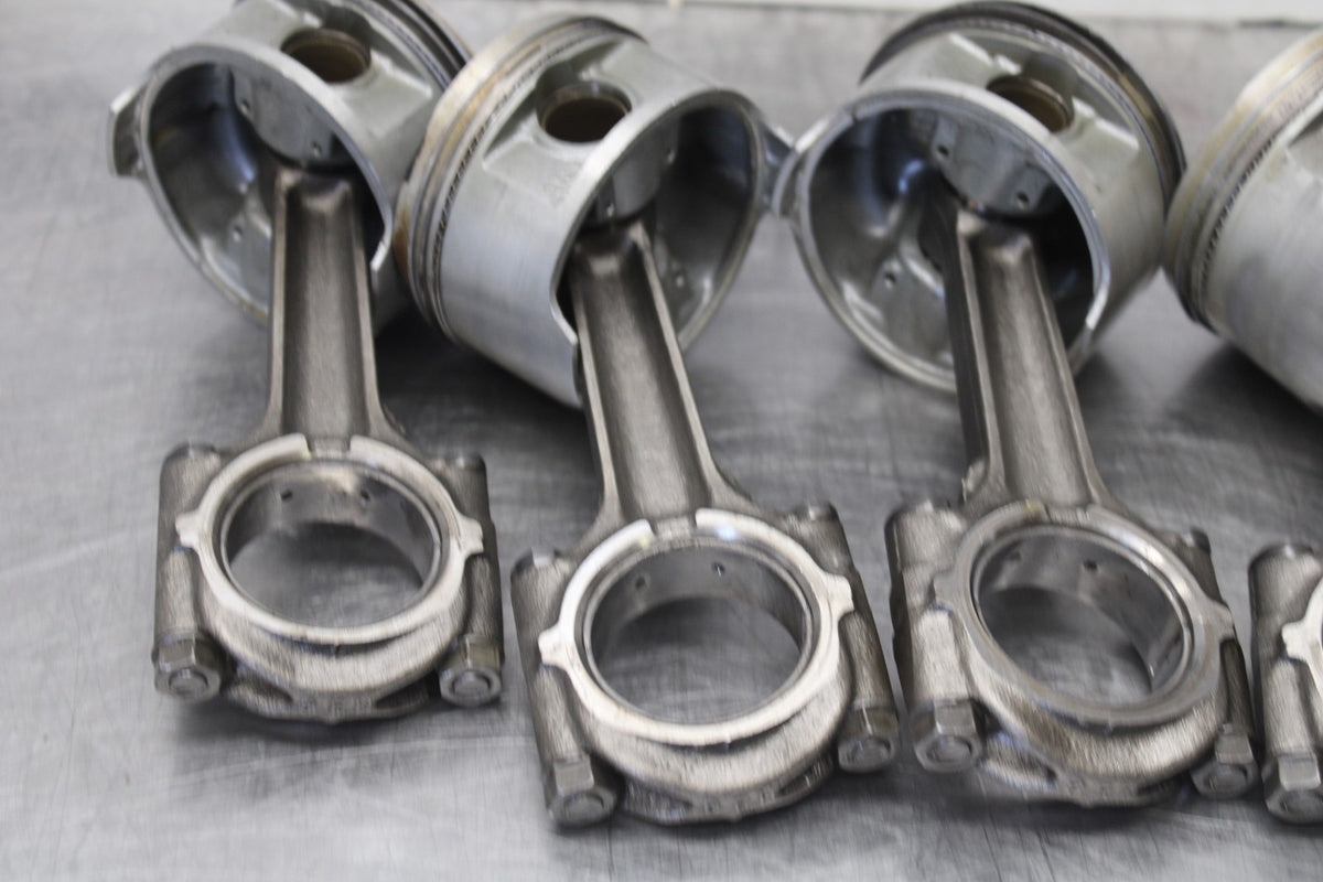 84 HONDA INTERCEPTOR 1000 VF1000F ENGINE MOTOR BLOCK PISTONS & RODS BB878