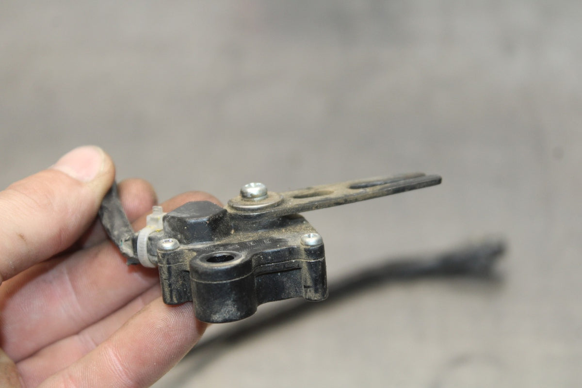 25 KAWASAKI Z900 KICKSTAND SIDE KICK STAND SENSOR BB928
