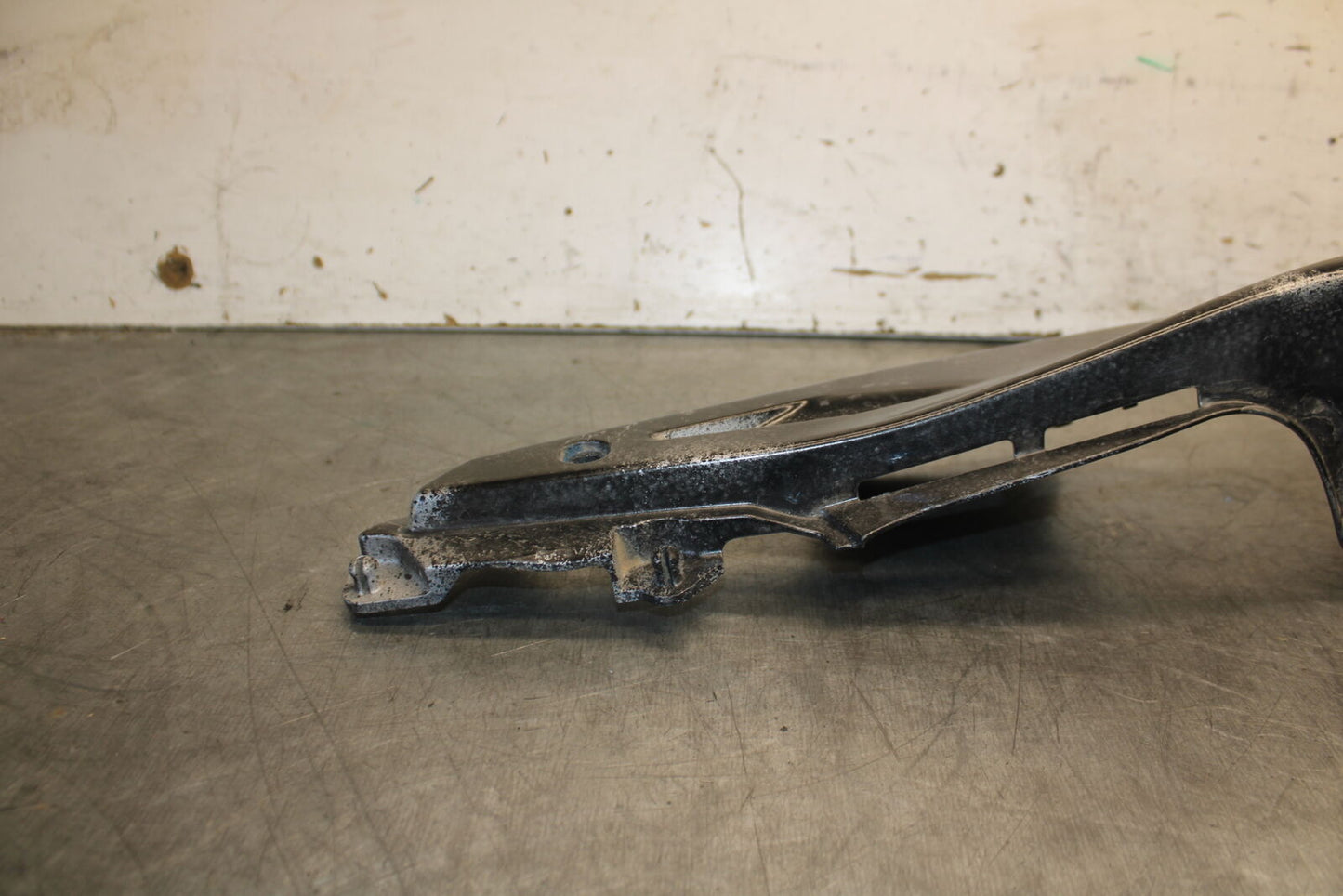13-15 HONDA CBR500R RIGHT REAR BACK TAIL FAIRING COWL SHROUD BB704