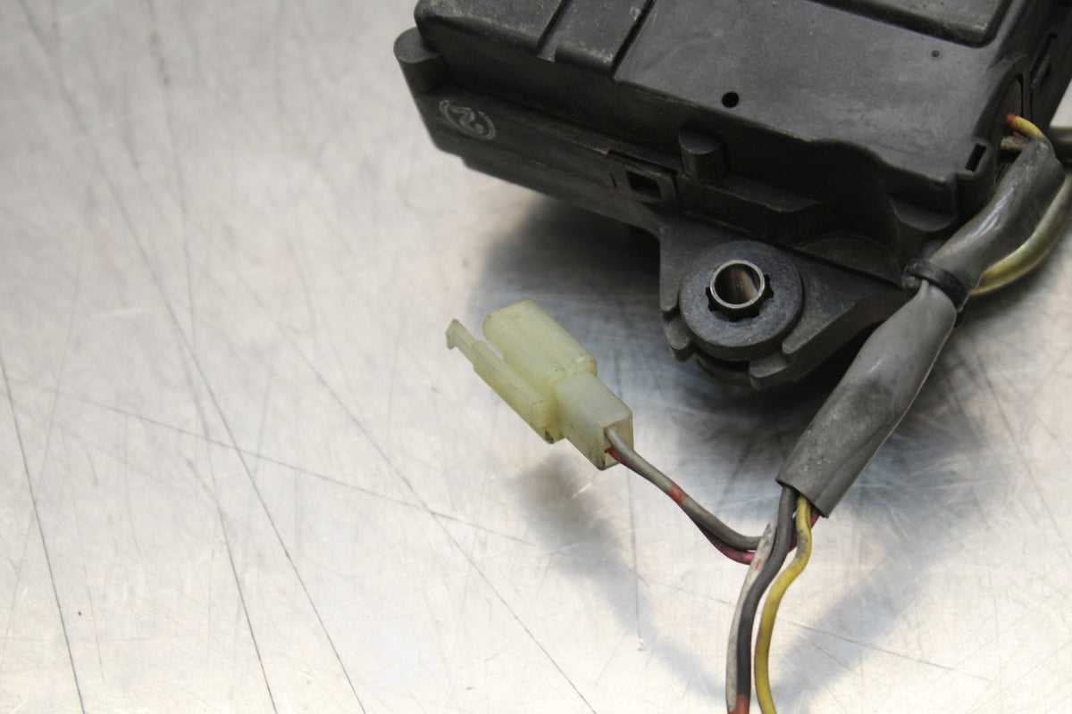 04-05 KAWASAKI NINJA ZX10R EXHAUST VALVE SERVO MOTOR BB163