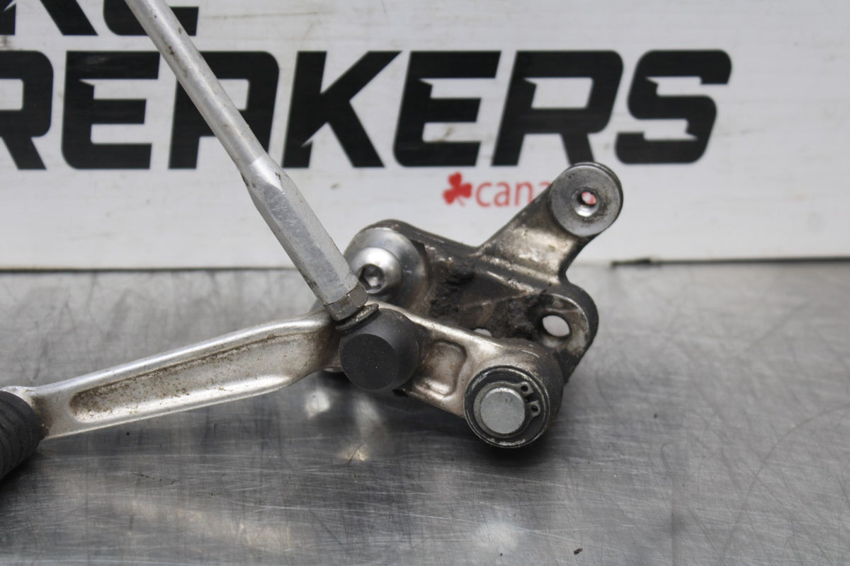 06-07 SUZUKI GSXR 600 SHIFTER LINKAGE SHIFT LINK PEDAL BB845