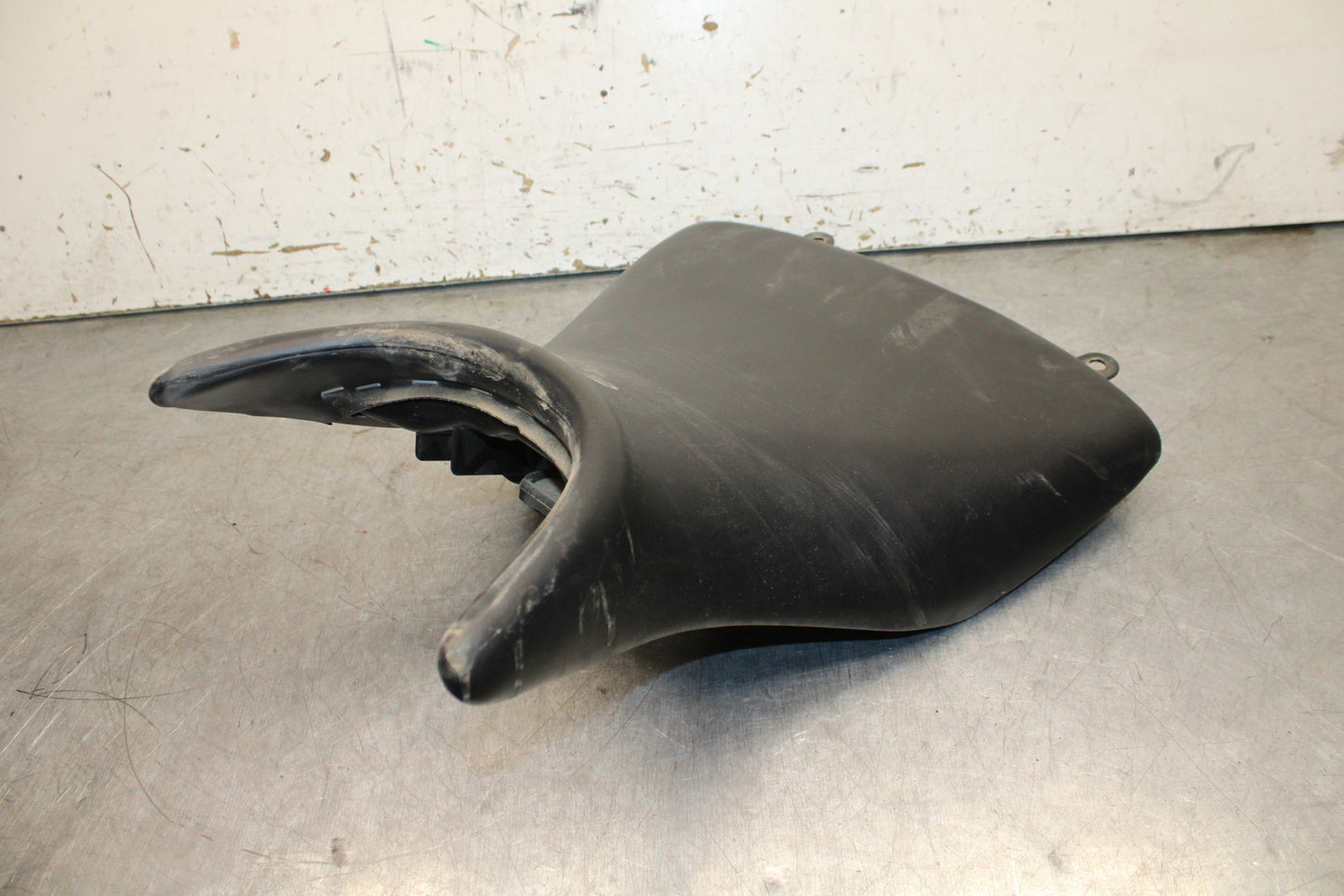 19-24 YAMAHA R3 FRONT DRIVERS SEAT PAD SADDLE PILLION BB736