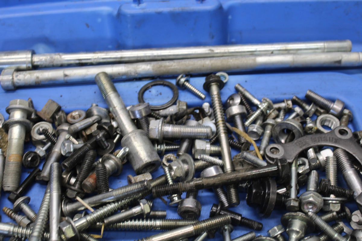 05-06 HONDA CBR600RR MOUNTING BOLTS HARDWARE SCREWS BB893
