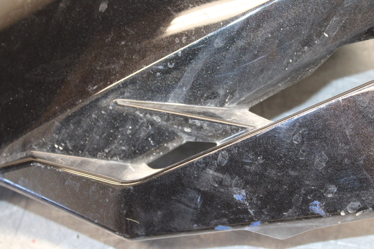 19-22 KAWASAKI Z400 LEFT RIGHT FRONT UPPER MID SIDE FAIRING COWL PLASTIC BB708