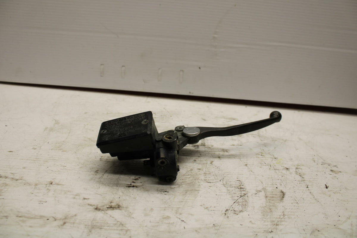 86-06 KAWASAKI CONCOURS 1000 ZG1000A FRONT BRAKE MASTER CYLINDER w/ LEVER BB292