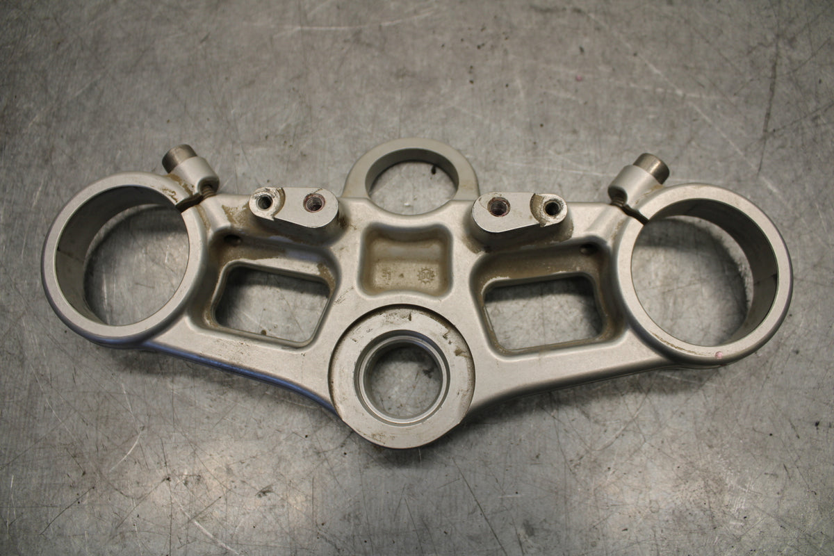 09-11 TRIUMPH DAYTONA 675 FORKS UPPER TRIPLE TREE CLAMP BB652