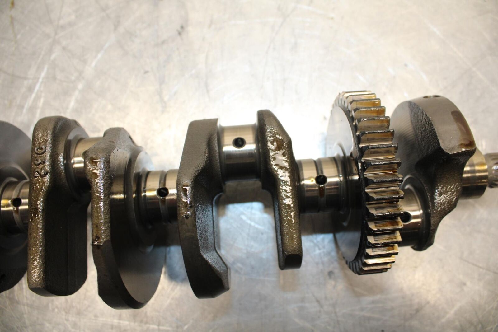 04-05 SUZUKI GSXR600 ENGINE MOTOR CRANKSHAFT CRANK SHAFT  12000-29810 BB329