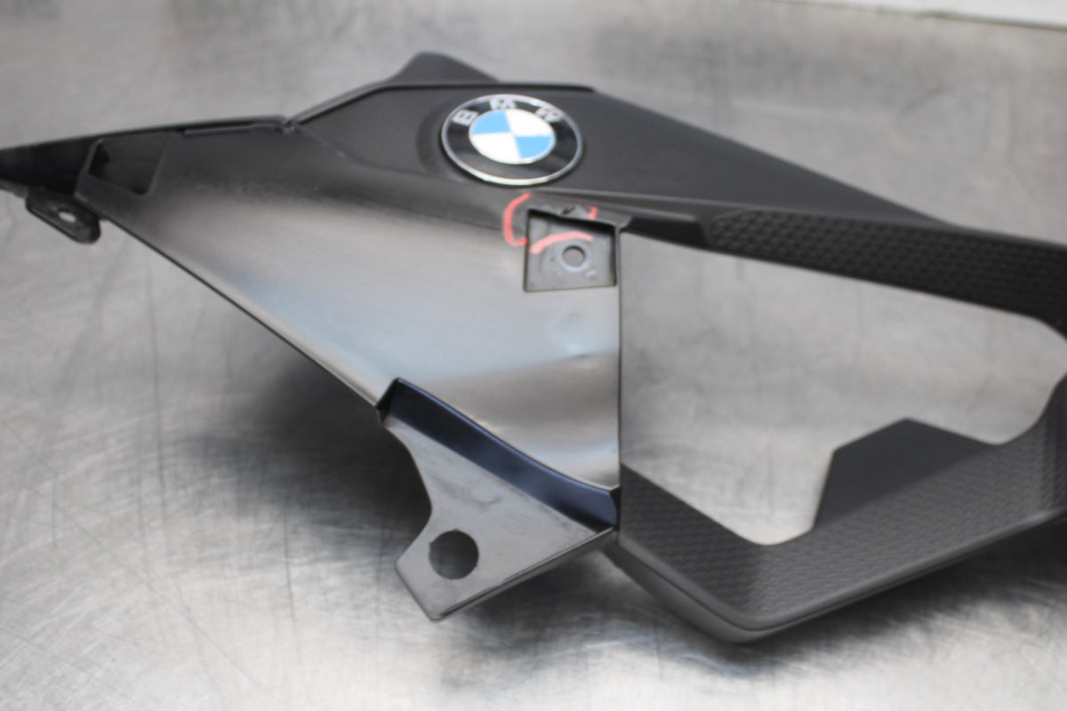 17-20 BMW S1000R LEFT MID UPPER SIDE FAIRING COWL PLASTIC BB909