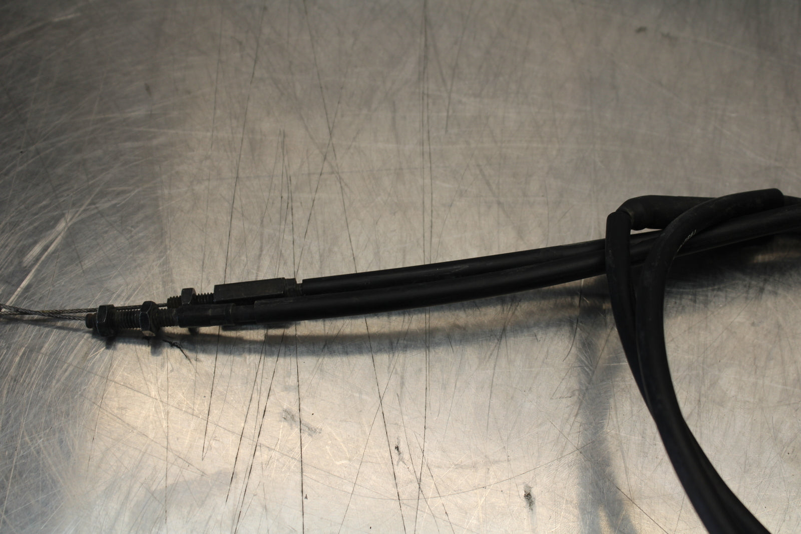14-17 YAMAHA FZ07 THROTTLE CABLE LINE HOUSING GUIDE BB162