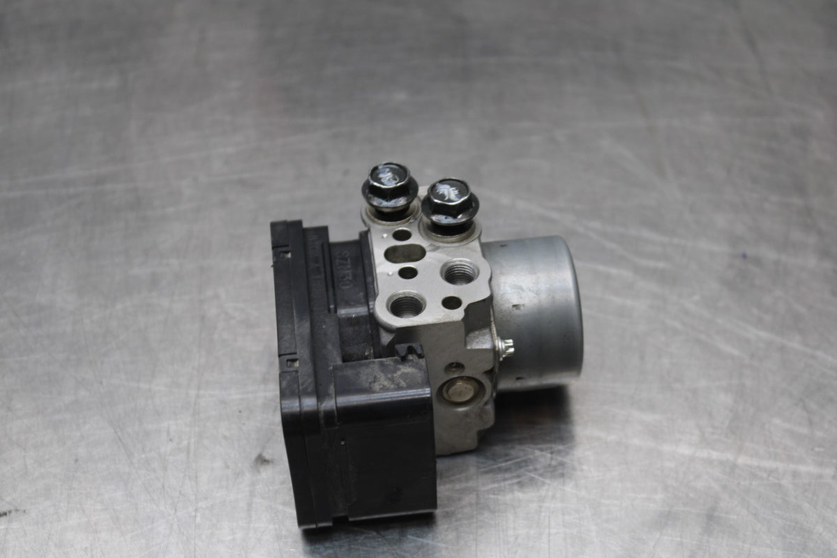 17-24 SUZUKI SV650 ABS PUMP UNIT MODULE BB829
