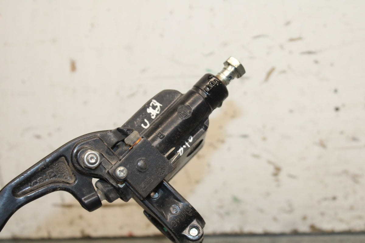 13-16 KTM 390 DUKE FRONT BRAKE MASTER CYLINDER w/ LEVER BB748