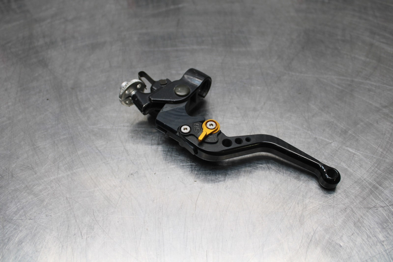 06-07 SUZUKI GSXR 600 CLUTCH PERCH MOUNT WITH LEVER  BB178