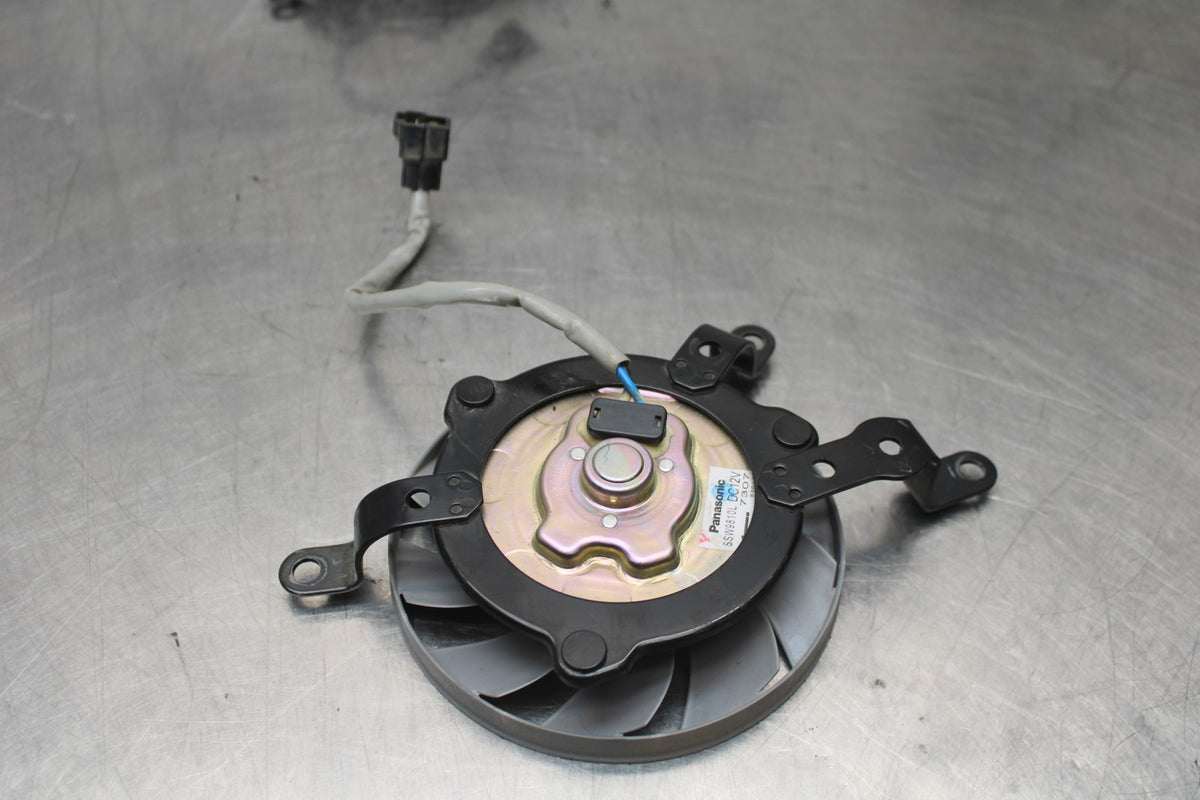 17 YAMAHA YZF R6 ENGINE RADIATOR COOLING FAN SET PAIR BB922