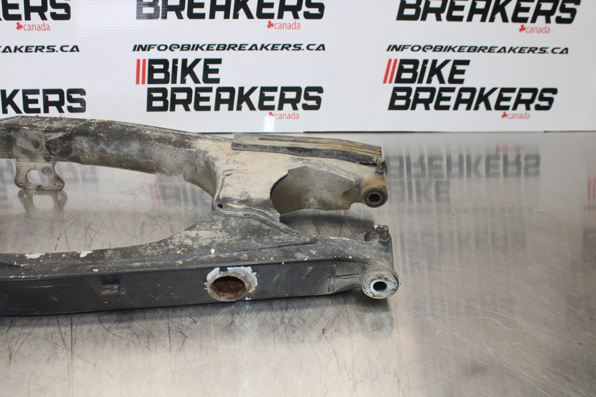 19 YAMAHA TTR230 SWINGARM SWING ARM SUSPENSION BB146