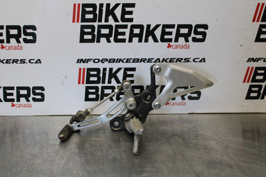 18-23 KAWASAKI NINJA 400 EX400 ABS LEFT REARSET REAR SET FOOT PEG REST BB177