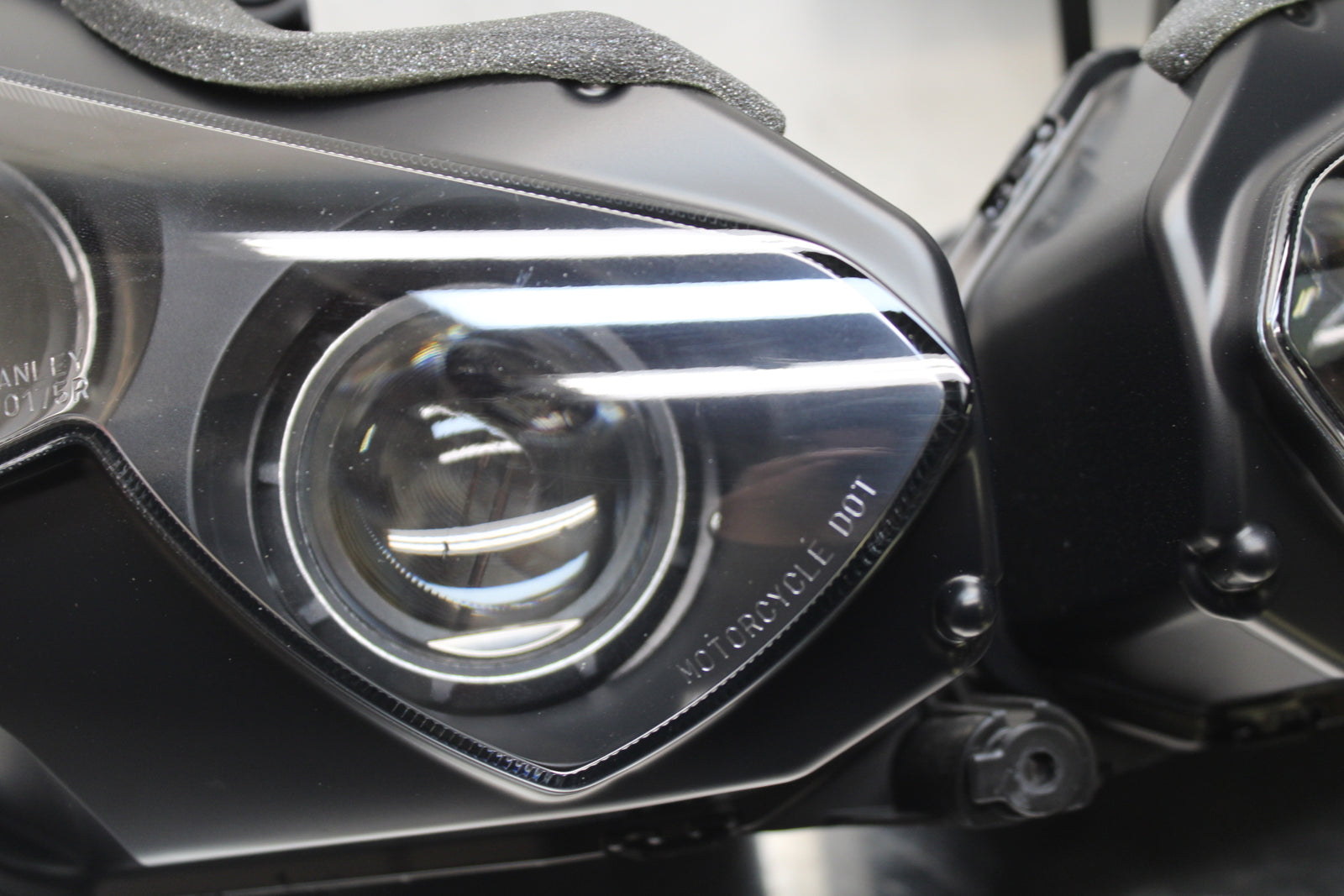 23-24 KAWASAKI NINJA ZX14R NEW!!! FRONT HEADLIGHT HEAD LIGHT LAMP BB141