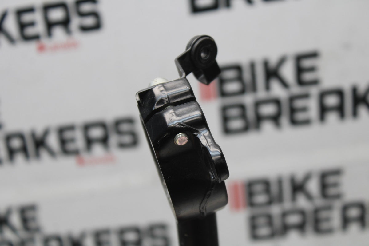 08 KAWASAKI NINJA ZX10R RIGHT CLIP ON HANDLEBAR BB902