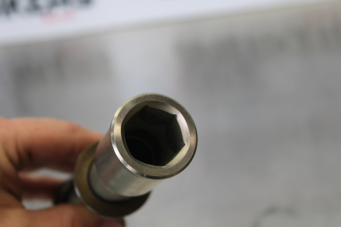 23-24 KAWASAKI NINJA ZX14R NEW!! FRONT WHEEL RIM AXLE PIVOT BOLT BB169