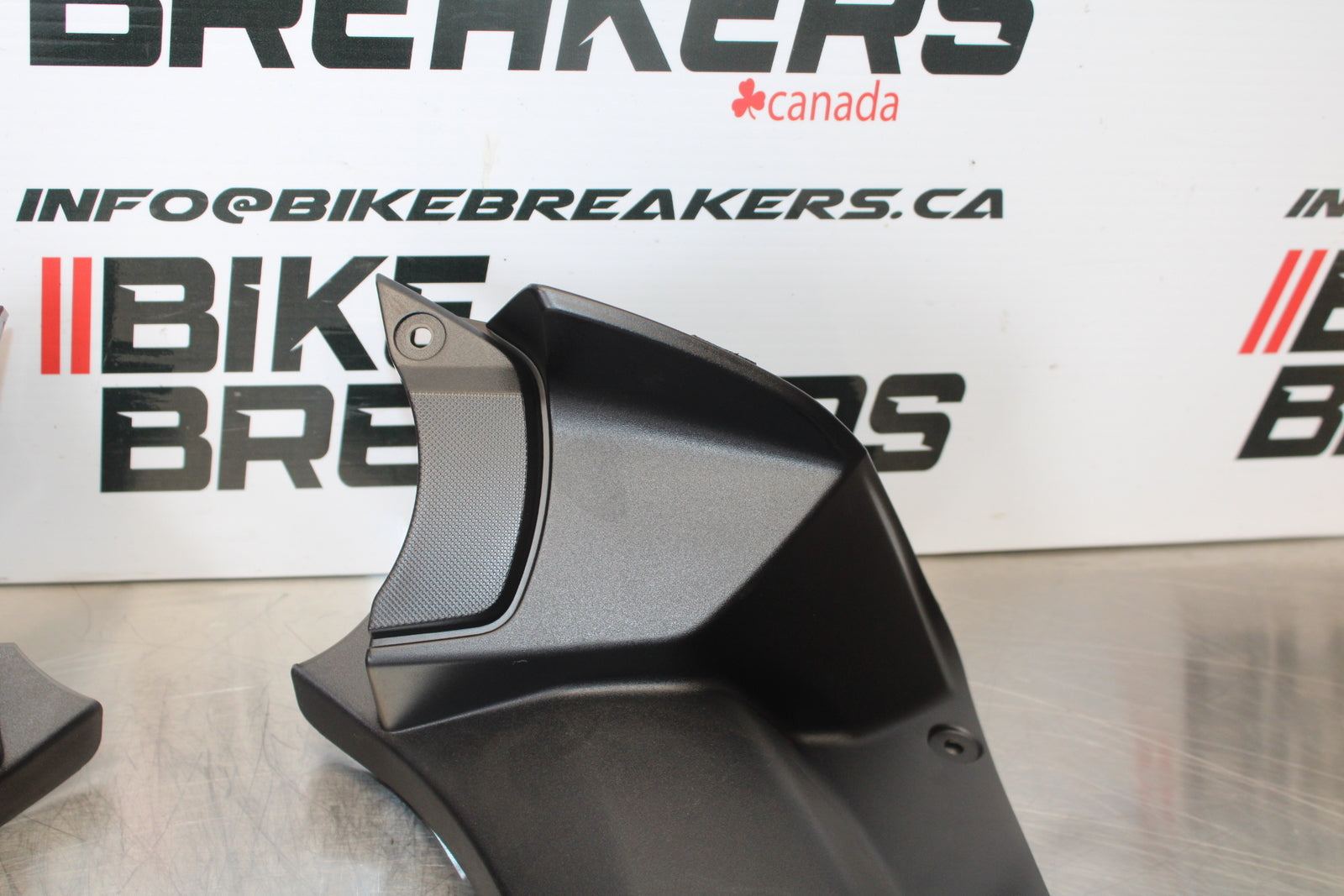 23-24 KAWASAKI NINJA ZX14R NEW!! RIGHT LEFT FRONT DUCT COVERS PANELS COWLS BB169
