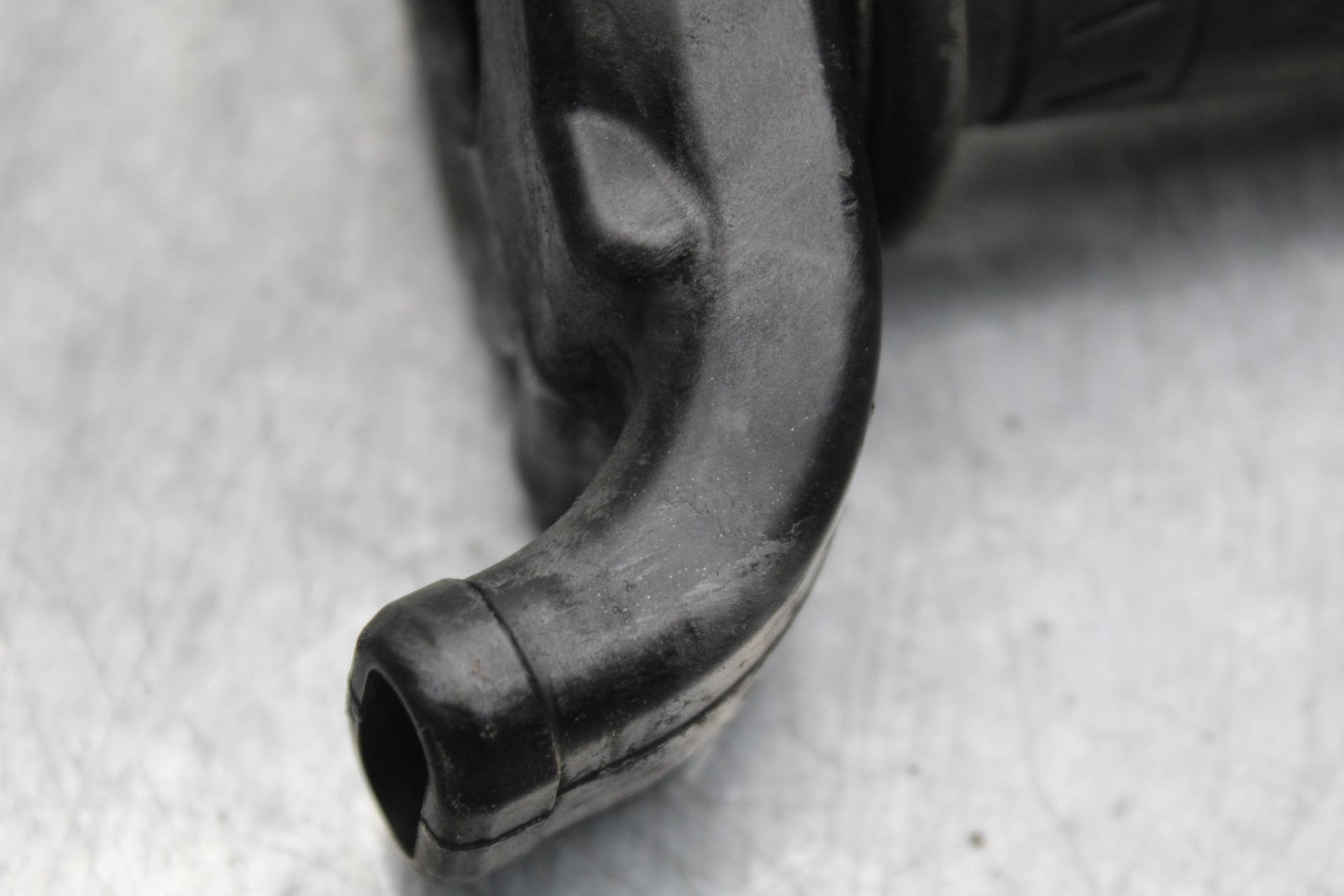 09-12 KAWASAKI NINJA ZX6R ZX600R RIGHT THROTTLE GRIP 46019-0020 BB617