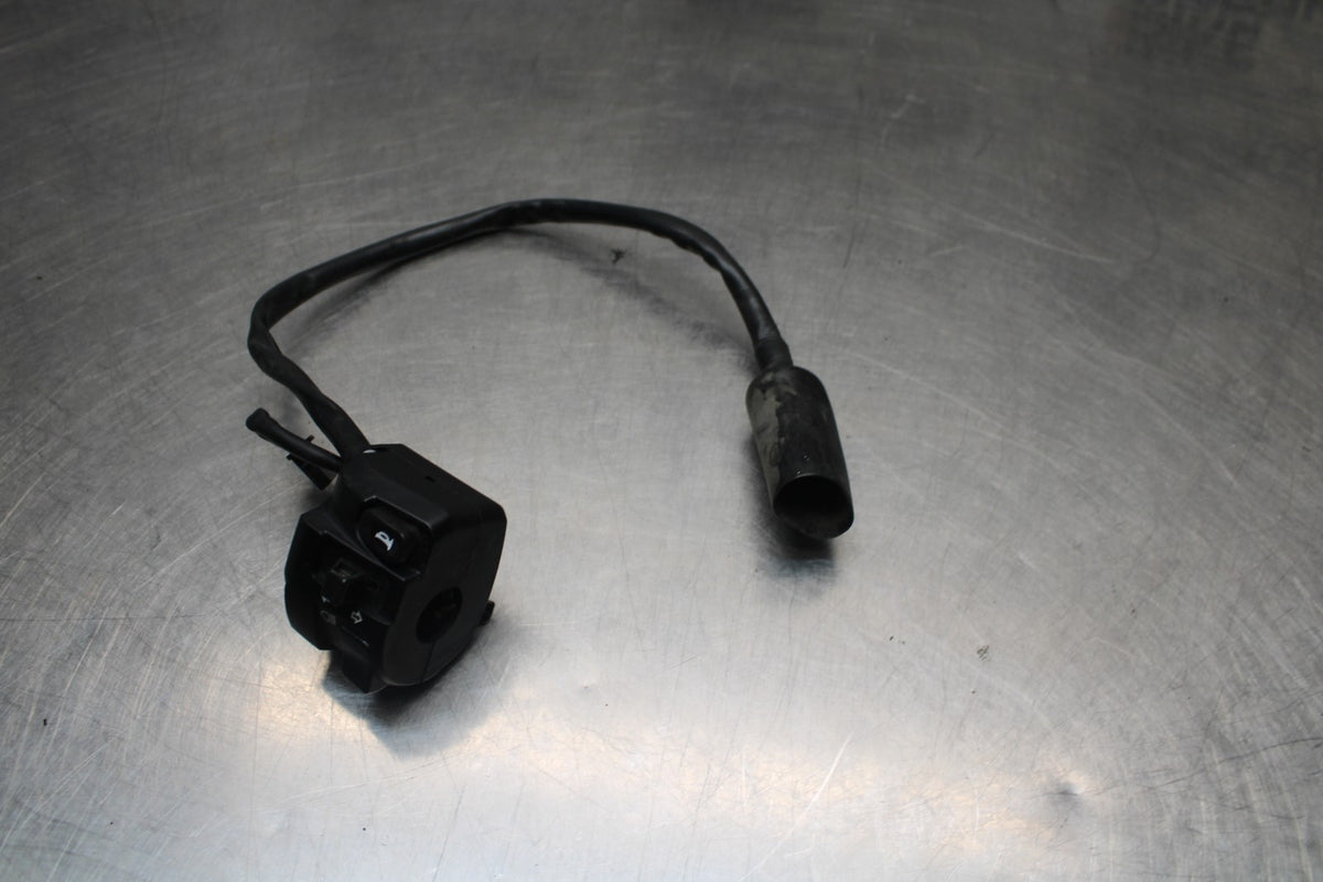 18-26 KAWASAKI Z400 LEFT CLIP ON HANDLE HORN SIGNALS SWITCH SWITCHES BB852