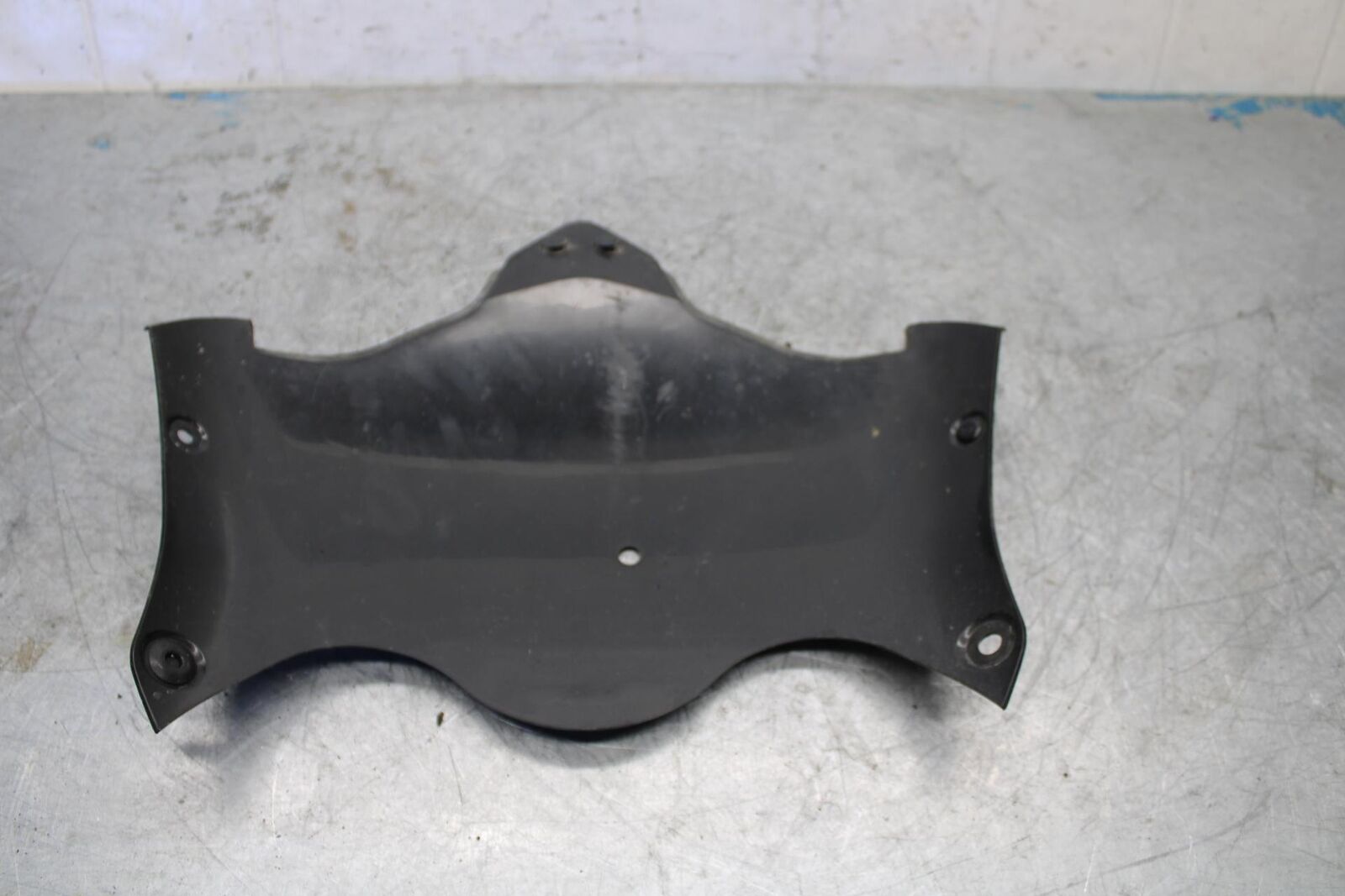 08-10 SUZUKI GSXR600 LOWER FRONT UPPER INNER HEADLIGHT COWL FAIRING  BB430