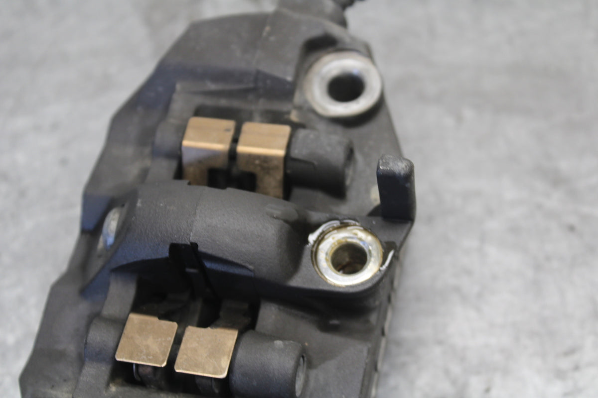 06-07 SUZUKI GSXR 600 RIGHT LEFT FRONT BRAKE CALIPER SET PAIR CALIPERS BB694