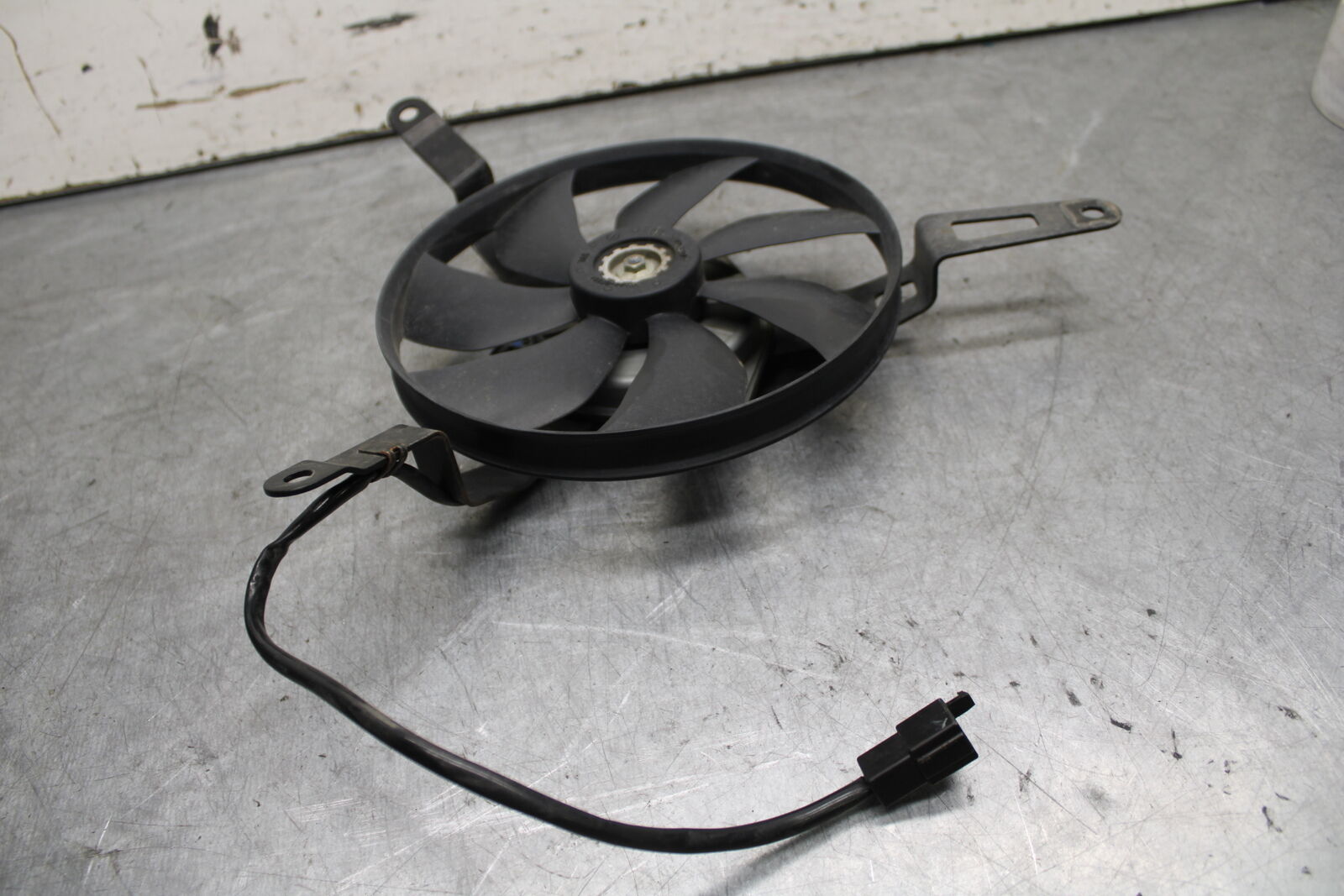 13-18 KAWASAKI NINJA ZX6R ENGINE RADIATOR COOLING FAN 59502-0580 BB666