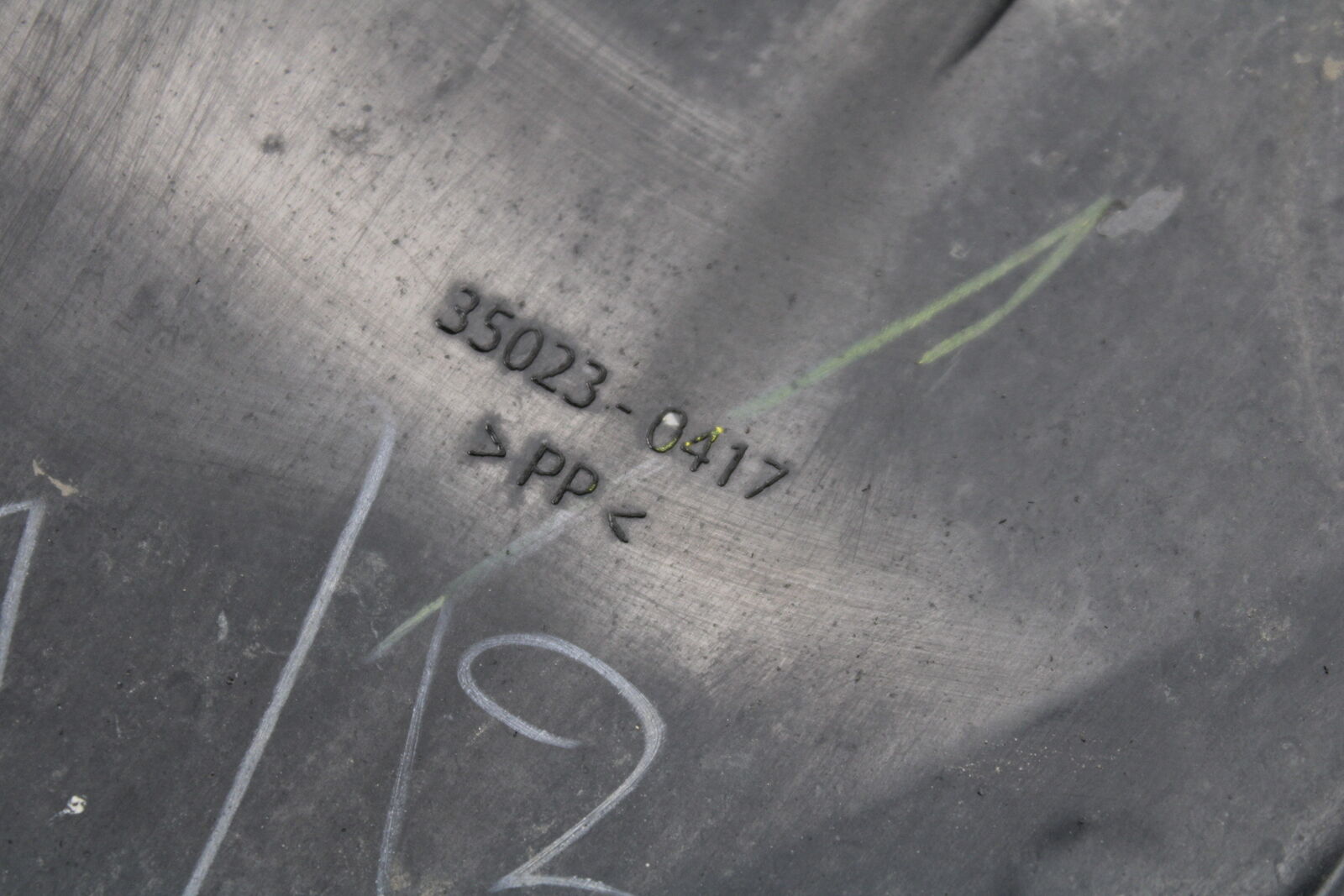 18-24 KAWASAKI NINJA 650 REAR BACK WHEEL TIRE HUGGER FENDER BB725