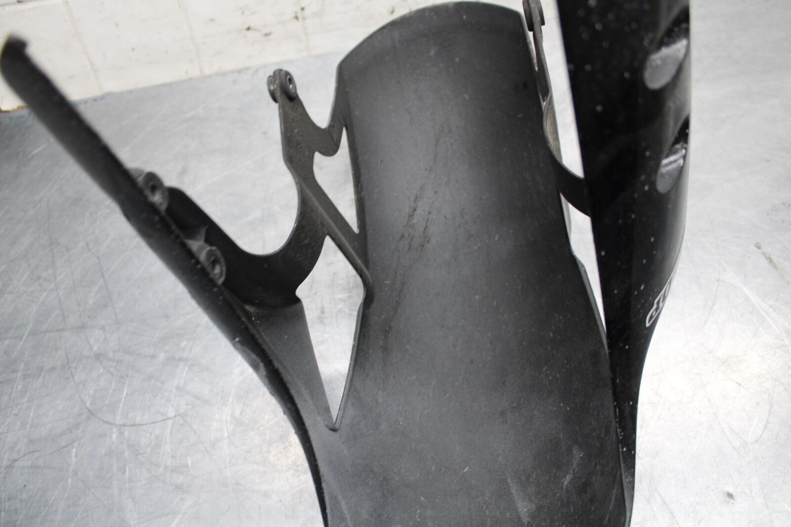 09-14 YAMAHA YZF R1 AFTERMARKET FRONT WHEEL FENDER COWL FAIRING BB471