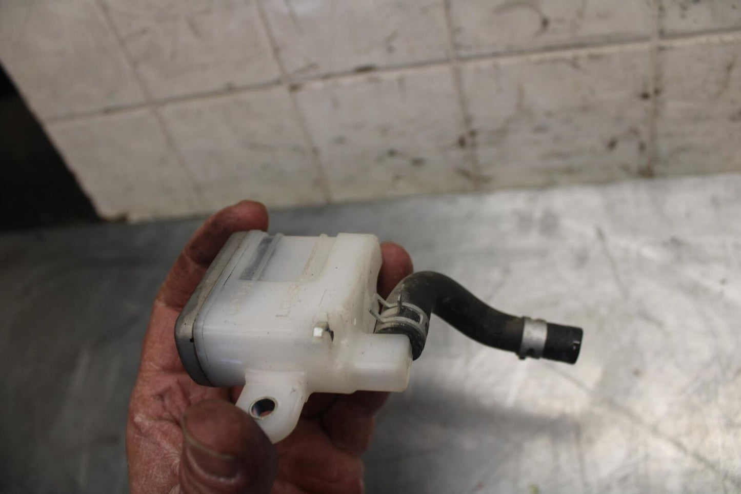 2017 Suzuki SV650X SV650AL7 ABS REAR BRAKE MASTER FLUID RESERVOIR TANK  BB512