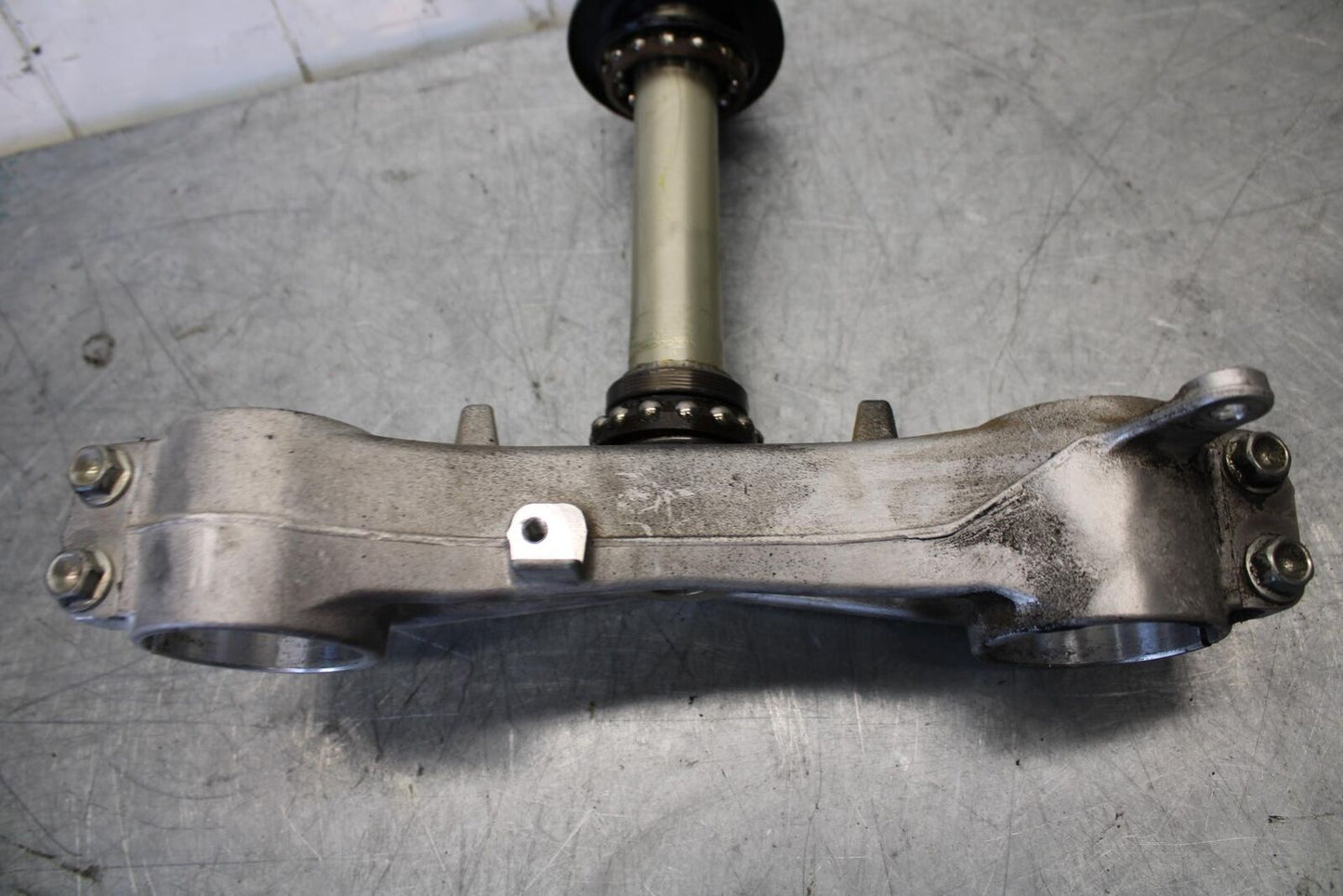 15-21 SUZUKI GSXR600 FRONT FORKS CLAMP LOWER TRIPLE TREE STEM BB437 #B