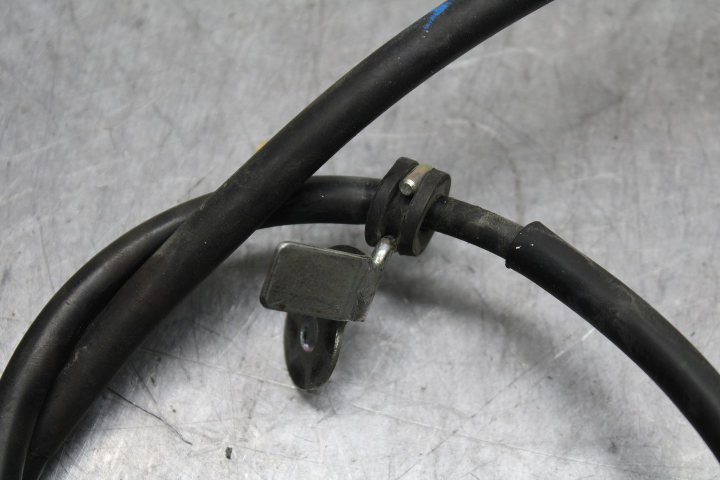 06-07 SUZUKI GSXR750 CLUTCH CABLE LINE BB123