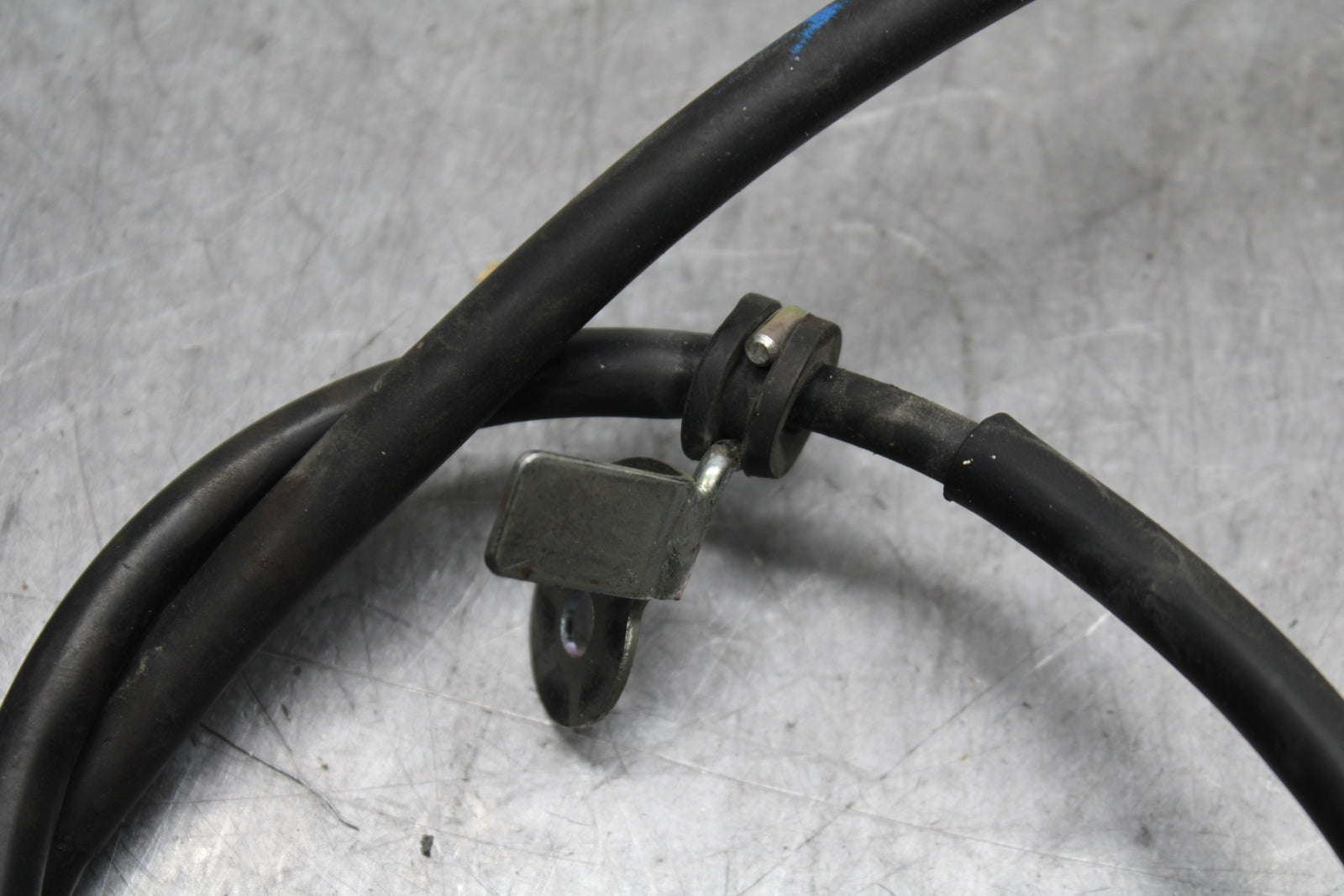 06-07 SUZUKI GSXR750 CLUTCH CABLE LINE BB123
