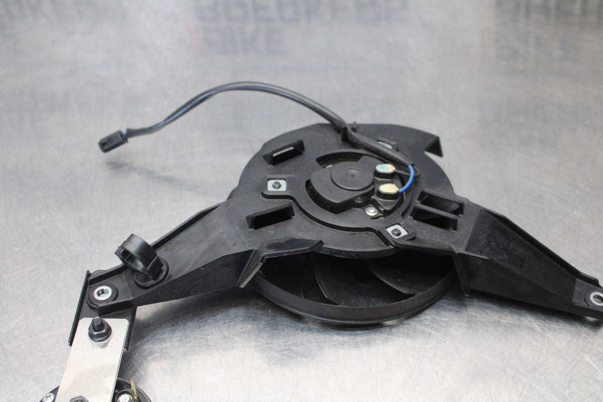 23-24 YAMAHA MT-07 ENGINE RADIATOR COOLING FAN BB194