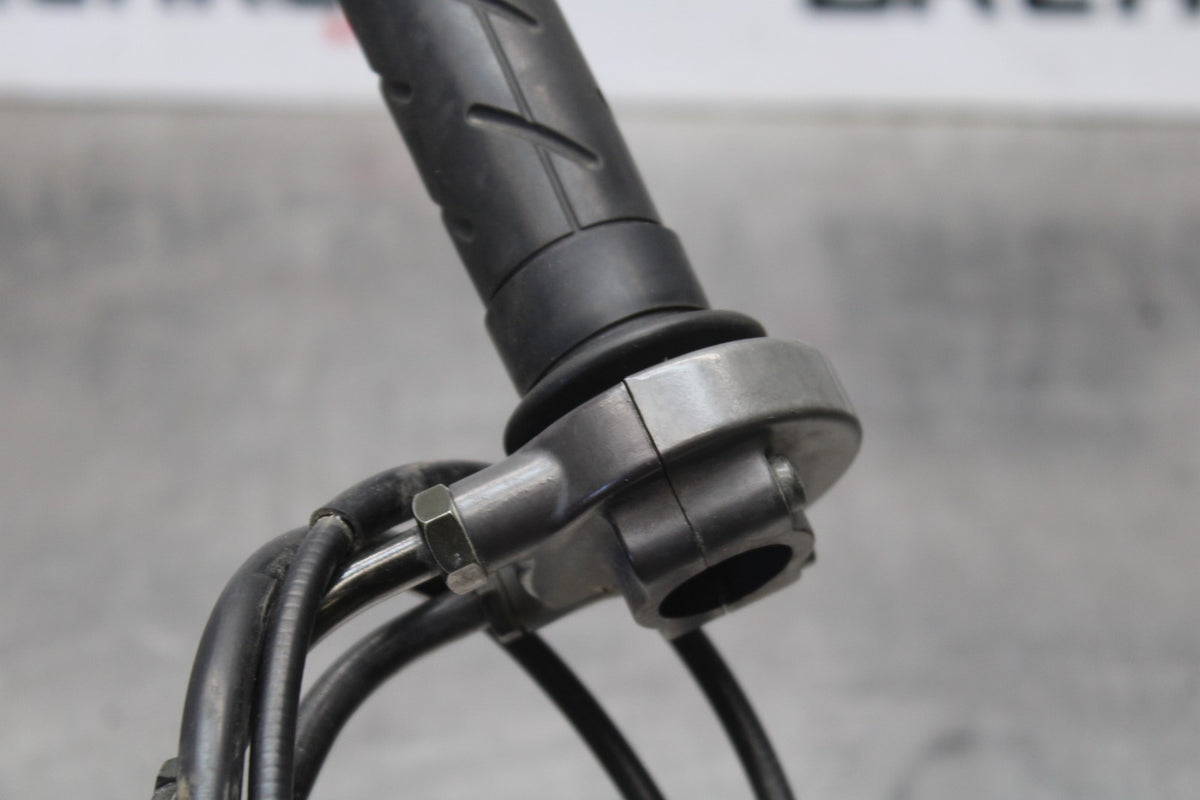 98-05 HONDA SUPER HAWK 1000 VTR1000F THROTTLE & CABLES LINES BB924