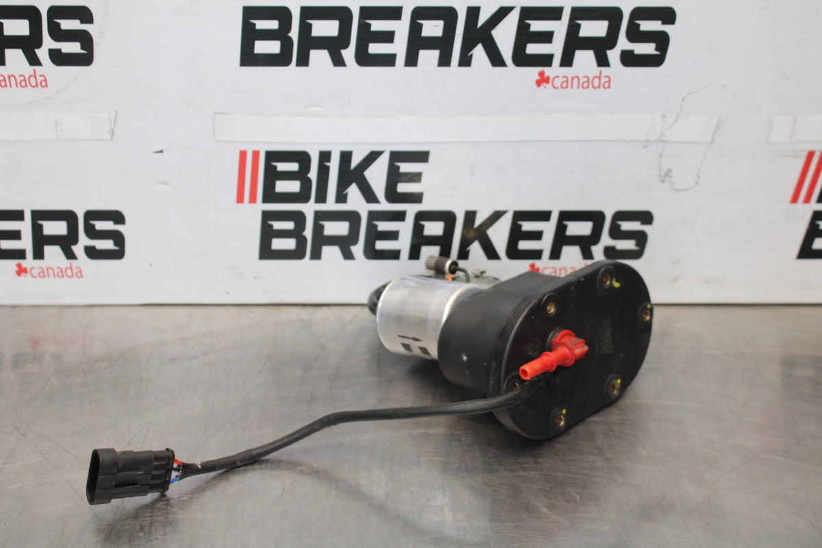 16 APRILIA TUONO V4 1100 FUEL PUMP GAS PETROL SENDER UNIT BB905