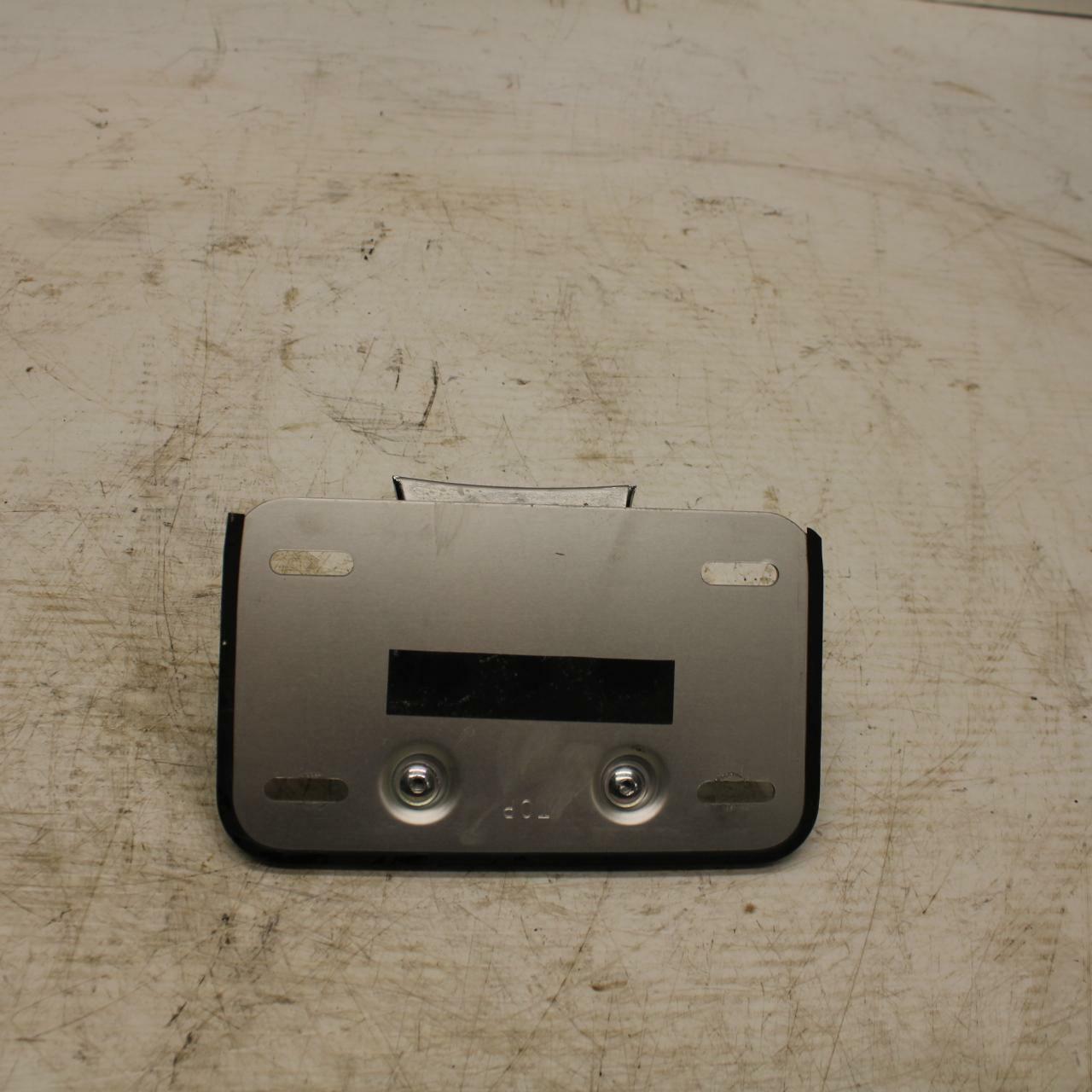 05-09 SUZUKI BOULEVARD C90 LICENSE PLATE HOLDER BB357