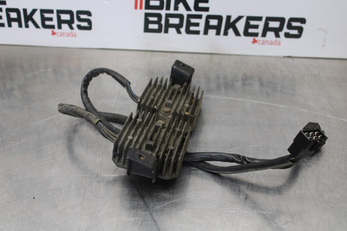 03-08 KAWASAKI VULCAN 1600 RECTIFIER VOLTAGE REGULATOR SET PAIR BB196