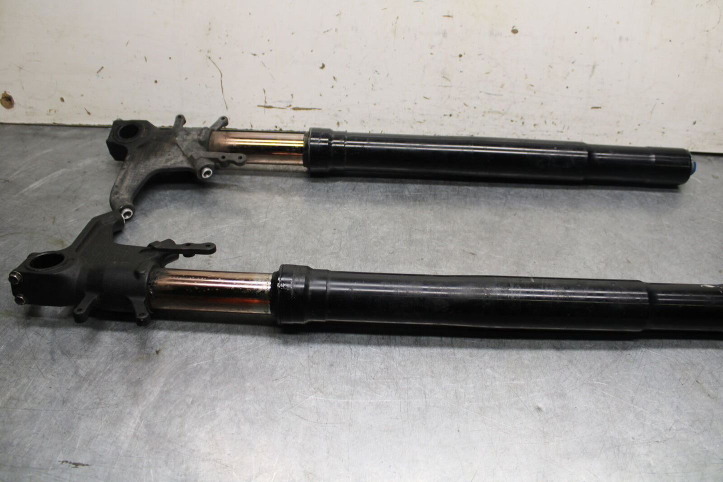 06-07 SUZUKI GSXR750 FRONT FORKS SHOCK SUSPENSION SET PAIR 51103-02H00 BB670
