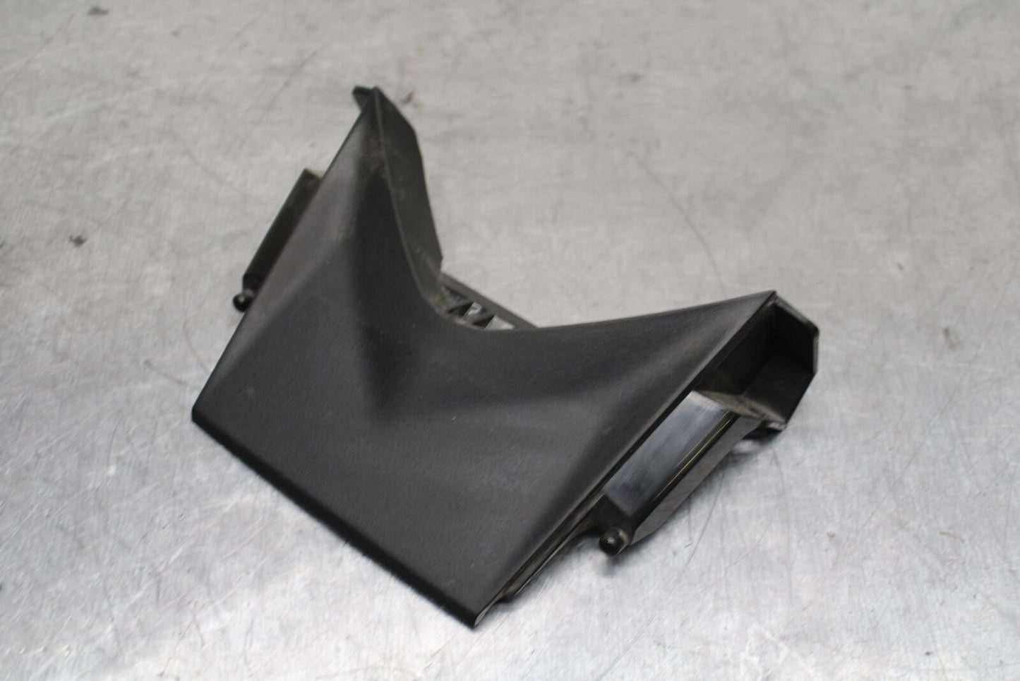 15-16 HONDA CB300F CENTER REAR BACK TAIL FAIRING COVER TRIM COWL BB740