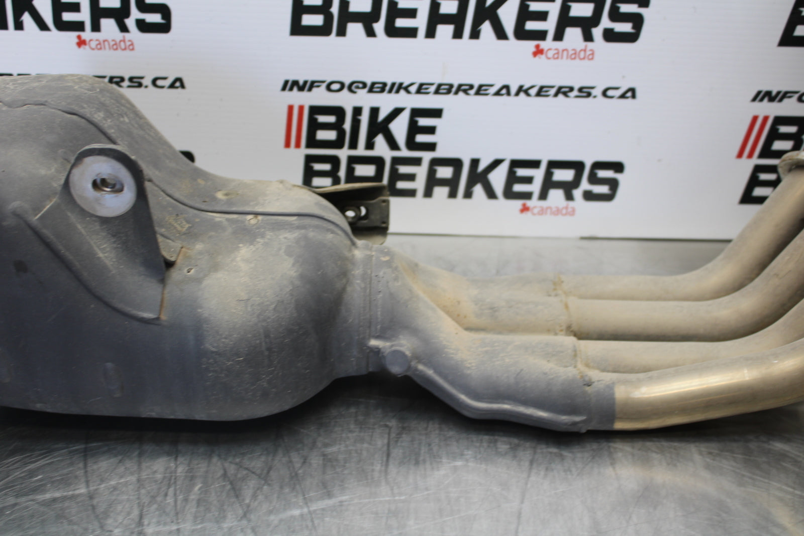 09-15 YAMAHA FZ6R FULL EXHAUST SYSTEM HEADERS PIPE MUFFLER BB161