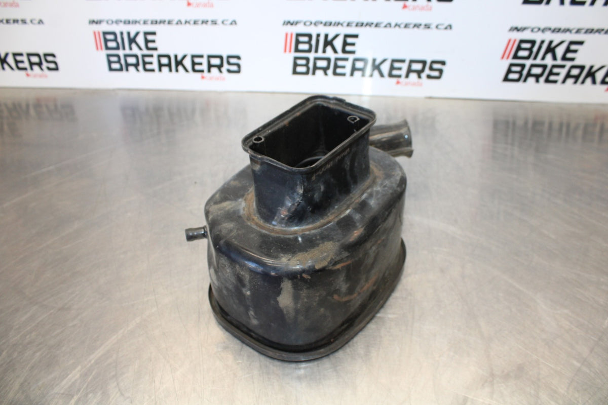 76-77 HONDA GOLDWING 1000 AIR CLEANER FILTER BOX / K&N FILTER BB171