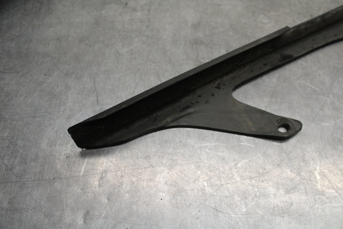 07-08 YAMAHA YZF R1 REAR BACK DRIVE CHAIN GUARD COVER SHIELD BB724