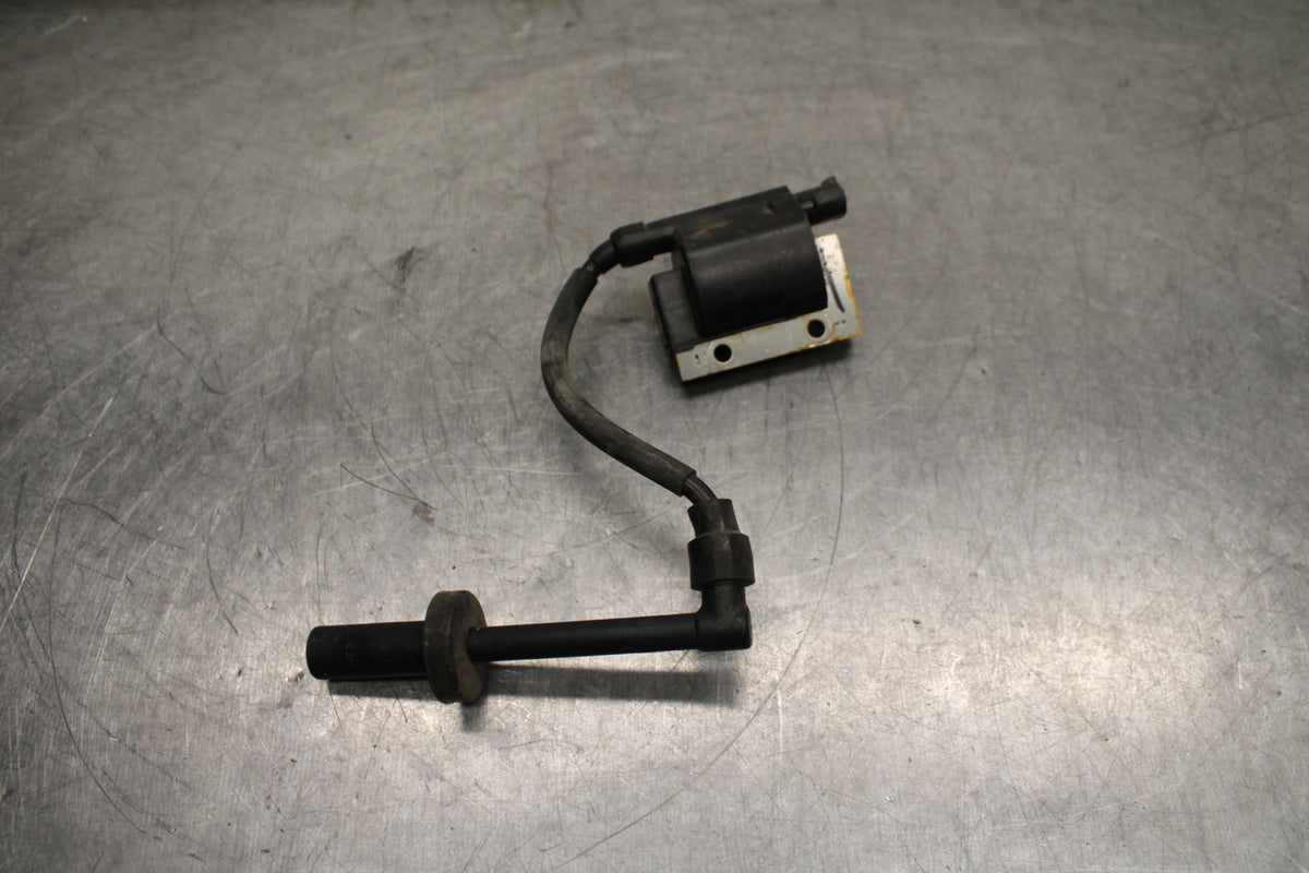 17-24 KTM 390 DUKE IGNITION COIL SPARK PLUG CAP  BB734