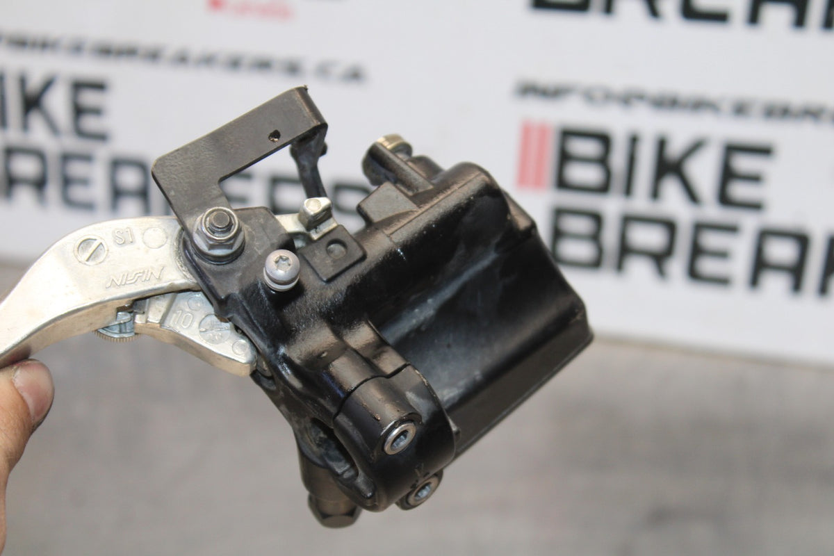 15 TRIUMPH TIGER 800 FRONT BRAKE MASTER CYLINDER w/ LEVER BB873